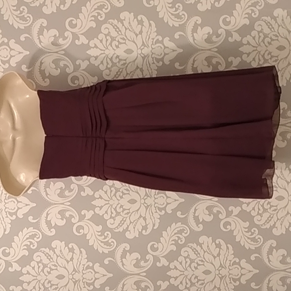 David's Bridal Plum Strapless w Tags - Picture 4 of 7